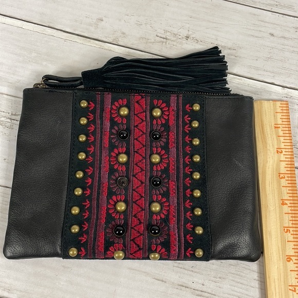Lucky Brand Tasseled Leather Beaded/Embroidered with Suede Tassel - Picture 6 of 6